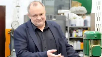 Międzynarodowa współpraca naukowa – dr inż. Radosław Mróz z AGH na czele badań nad innowacyjnymi cementami